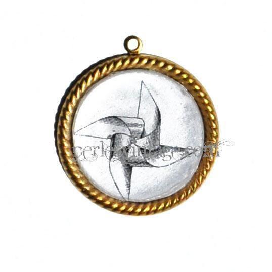 EP 1 Pendentif Eolienne doré