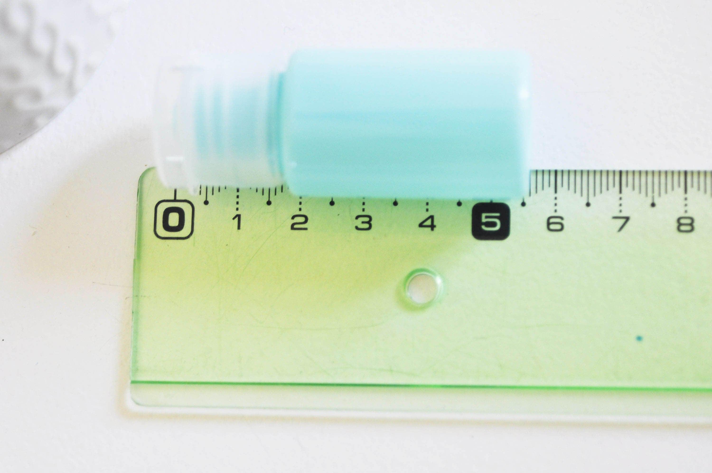 EP Bouteille plastique bleu, bouteille métal,emballage cosmétique, flacon cosmétique,cosmétique maison, contenant avion,5.7x2.3cm,10ml,G3067