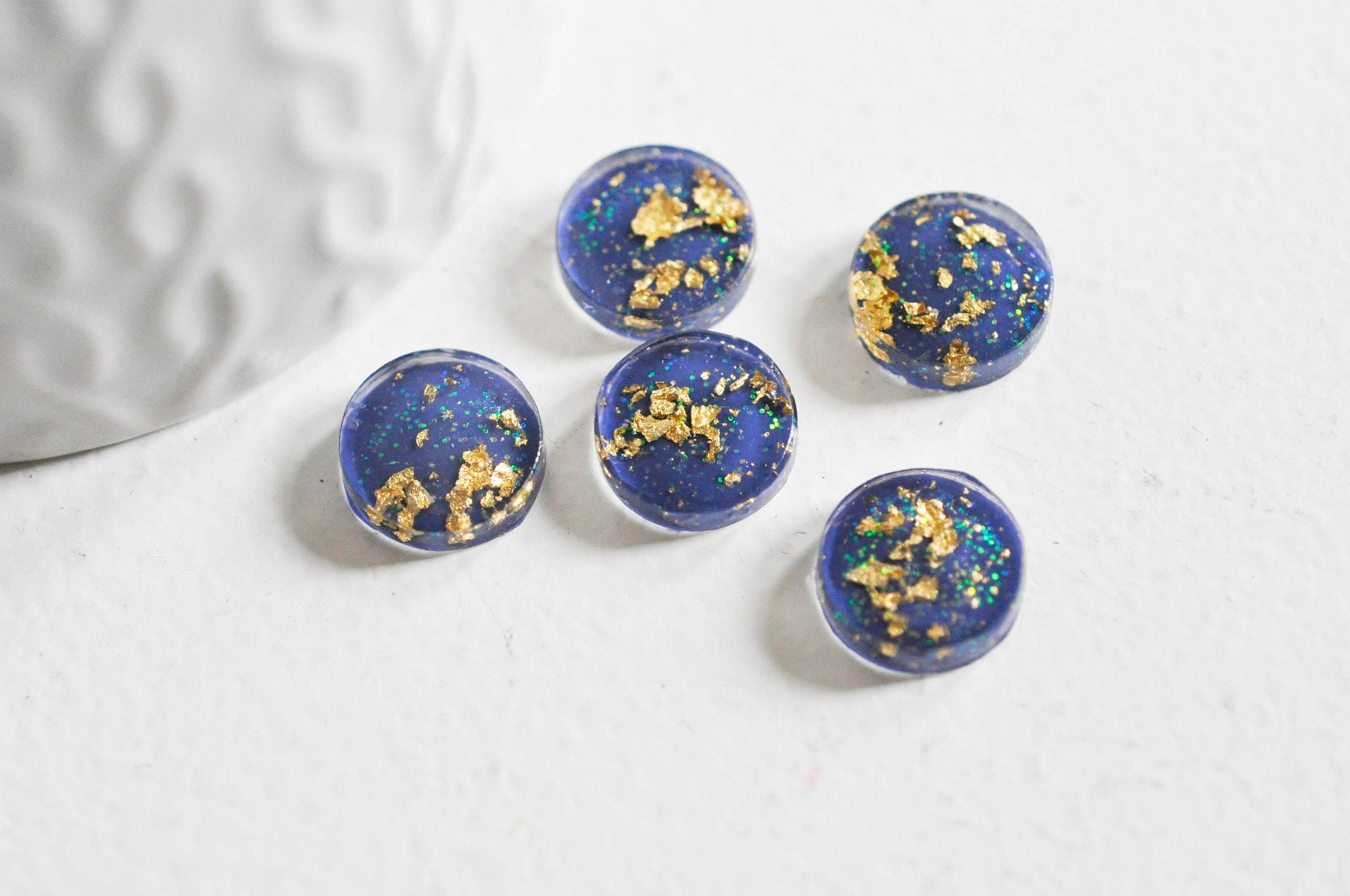 EP-Cabochon disque résine translucide bleu paillette, cabochon pour création bijoux, 13mm, x5 G3797