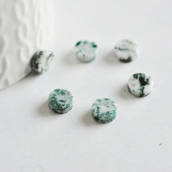 EP Cabochon rond agate blanc-vert naturelle 10mm, x1 (G1923)