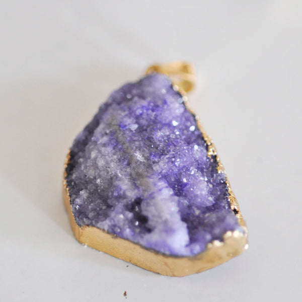 EP Pendentif Agate Druzy support doré violet rose noir bleu,pierre naturelle,fournitures créatives, pendentif pierre, support doré-G839