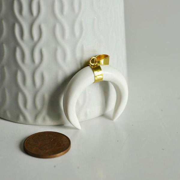 EP Pendentif Lune Turquoise blanche,creation bijou, Pendentif bijoux, pendentif pierre, pendentif turquoise, turquoise blanche, 32mm-G792