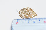 EP-Pendentif estampe filigrane feuille laiton doré 38x23mm, x2 G3691