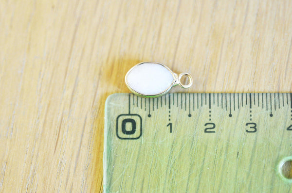 EP-Pendentif goutte jade blanc facettes,pendentif pierre,bijou pierre,pendentif pierre,jade blanc naturel,17mm, x1,G2790