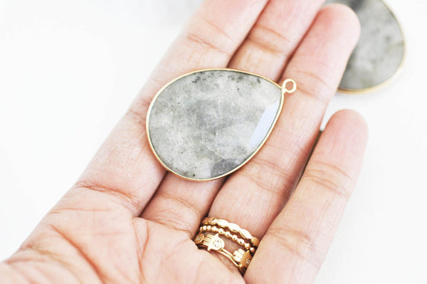 EP Pendentif goutte labradorite,creation bijou, Pendentif bijoux,pendentif pierre, pierre naturelle,labradorite nature,création bijoux,45mm