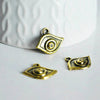 EP Pendentif oeil vieil or,pendentif doré, porte-bonheur,mauvais oeil,argent tibétain doré,création bijoux,x 10,4.5cm-G718