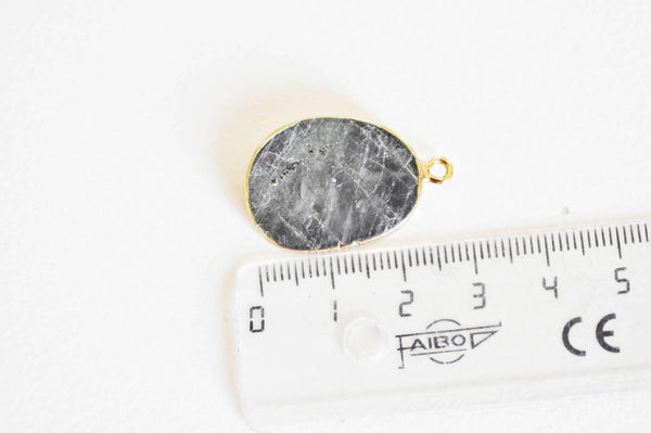 EP Pendentif ovale labradorite naturelle 28mm,x1 (G1136)