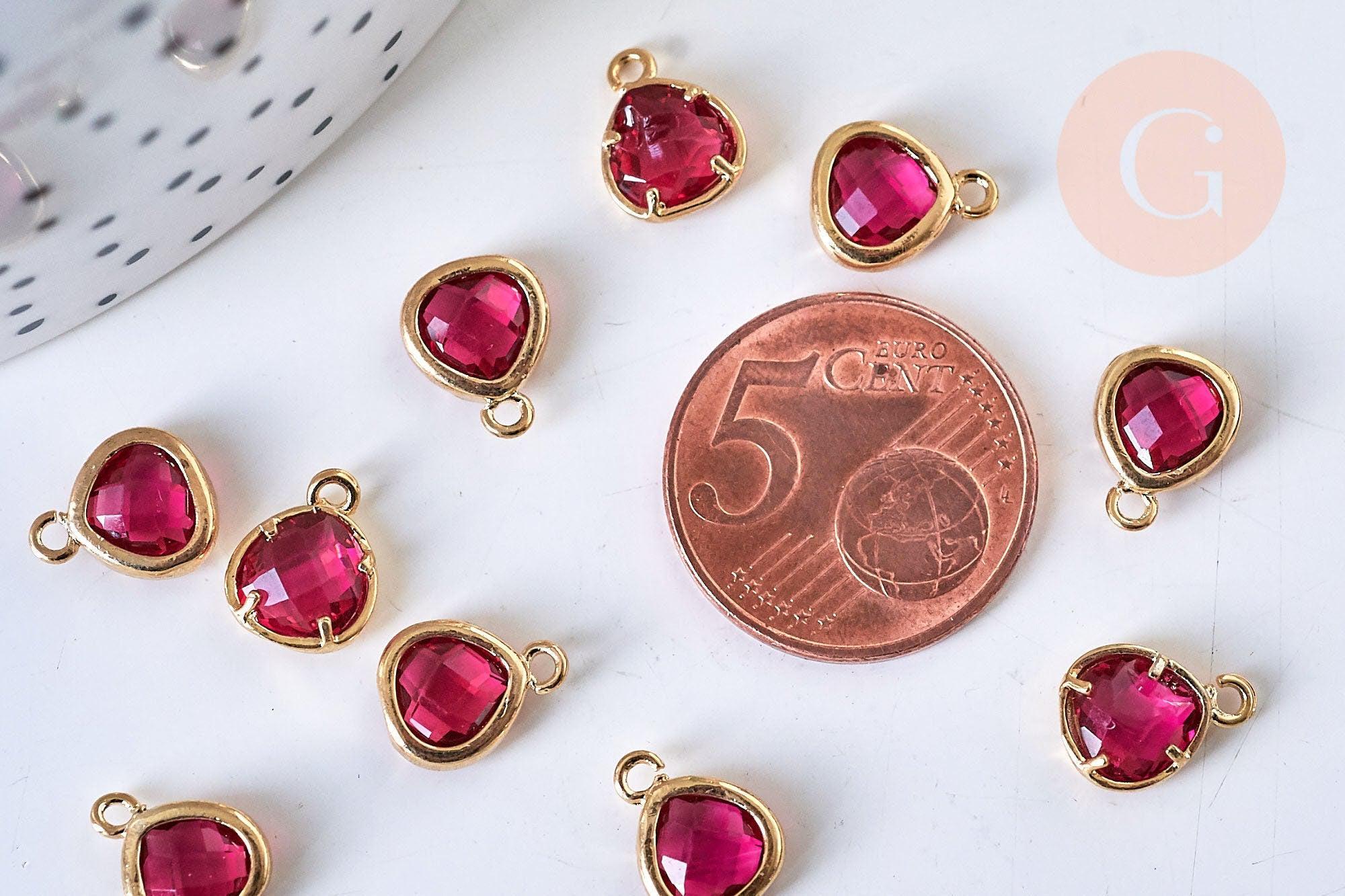 EP-Pendentif triangle cristal de bohème rouge rubis facetté laiton doré 11mm, x1 (G6116)