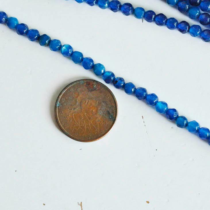EP Perle agate bleue naturell facette 4mmx1 ,fil de 90 perles (G0719)