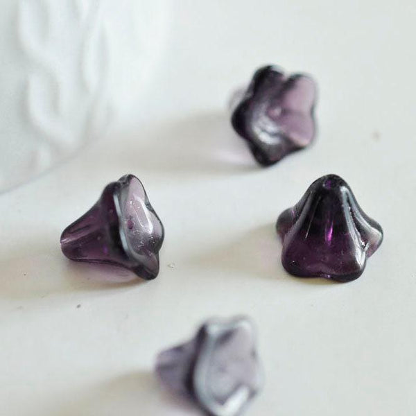 EP Perles fleur violette, fourniture créative, perles verre tchèque, perles fleur, verre violet, creation bijou, lot 20 perles,11mm-G885