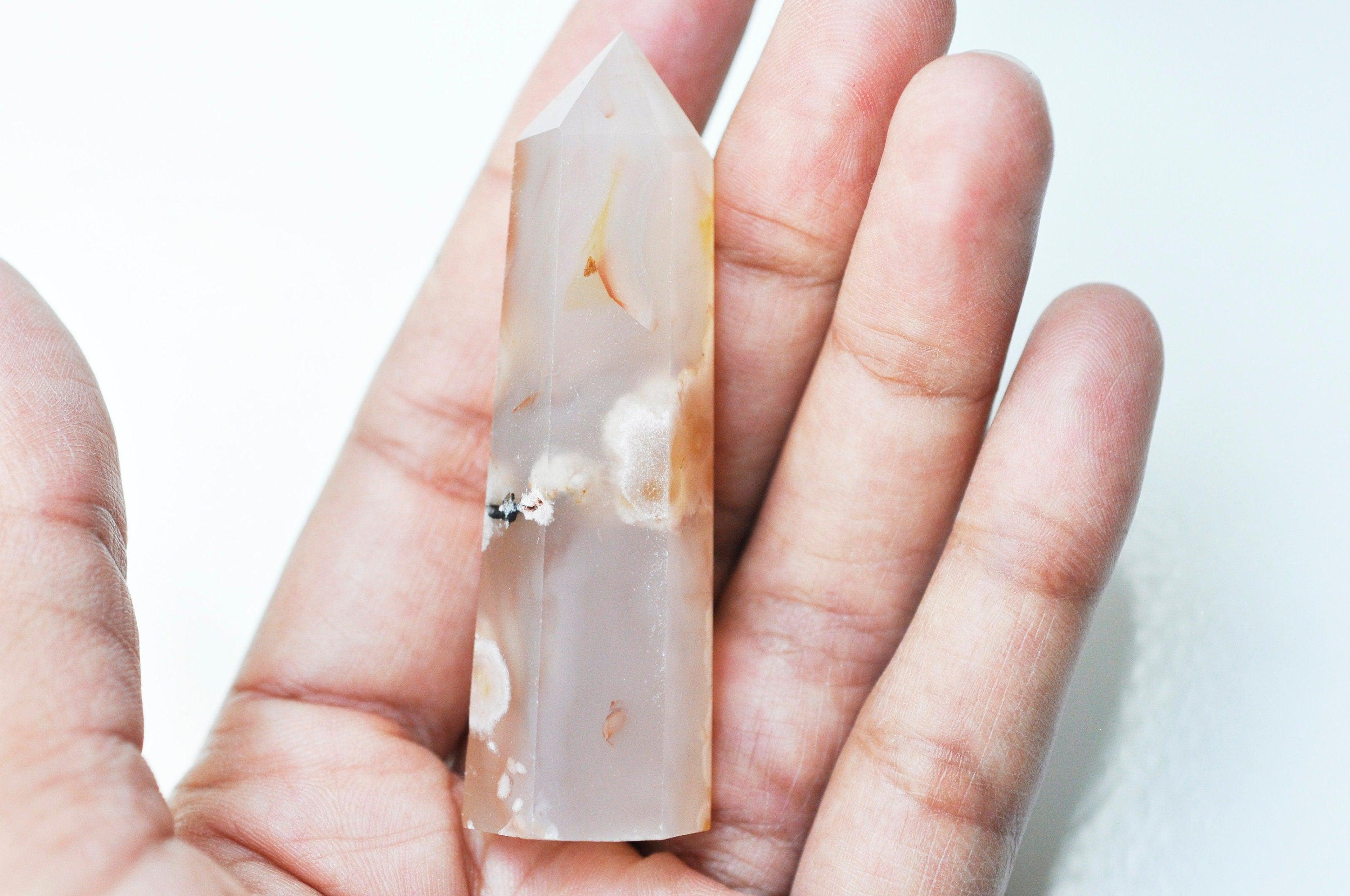 EP Pointe agate fleur naturelle roulée, agate fleur naturelle, pierre semi-precieuse, séance lithothérapie, la pièce G4861