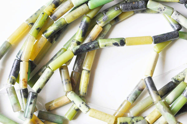 EP perles tube jade Australien vert1 3mm, x1 fil de 28 perles (G4016)