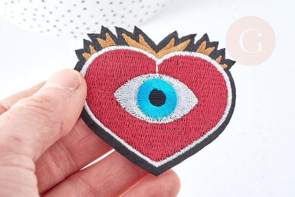 Ecusson coeur rouge brodé à repasser thermocollant 64mm, x1 (G8428)