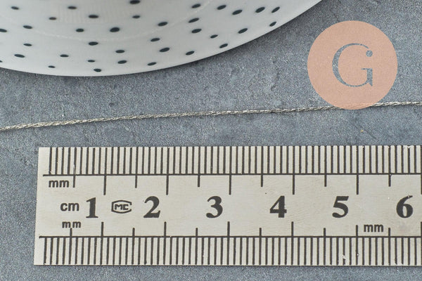 Fil blanc ivoire métallisé 0.6mm, x5 ou x10 mètres (G1656)