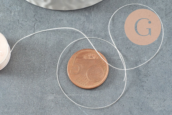 Fil pour tissage de perles delica miyuki nylon beige 0.1mm, x1 rouleau de 46 mètres (G10569)