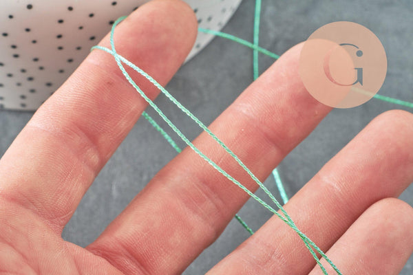 Fil vert irisé métallisé 0.6mm, x5 ou x10 Mètres (G9604)