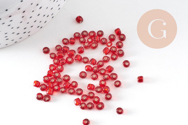 Grosses perles rocaille rouge transparente argent 4mm, x10gr (G3734)