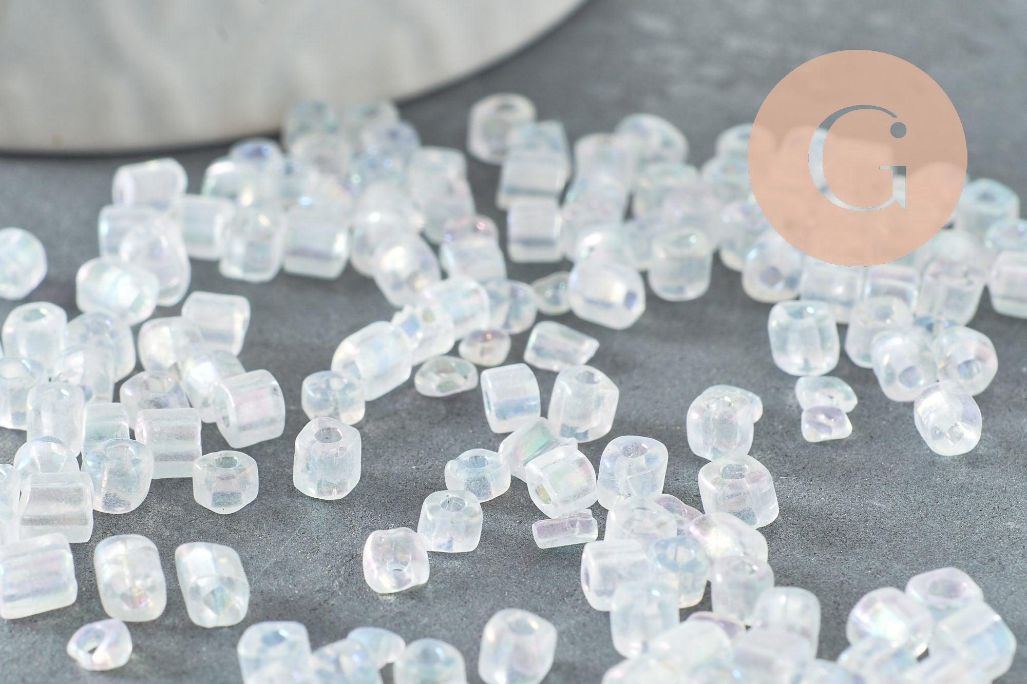 Grosses perles rocaille transparentes irisées 4mm, x 20Gr (G1392)