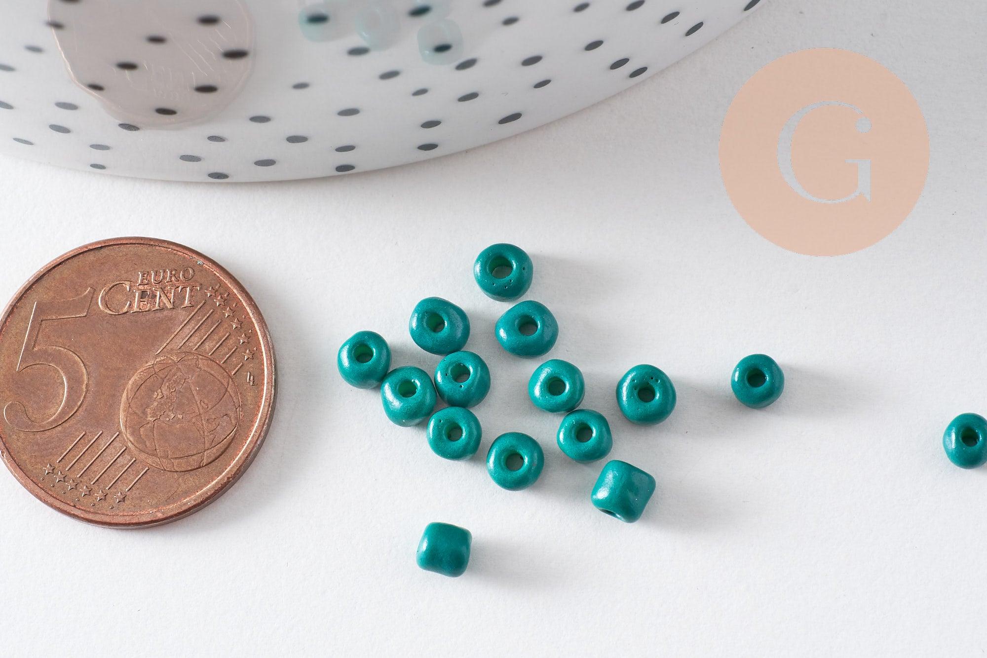 Grosses perles rocaille vert , perles rocaille vertes, vert opaque,diamètre 4mm x 10Gr (G3818)
