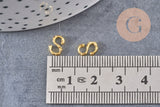 Lettre à coller zamac doré,fournitures à coller pour décorer pierres et bijoux en inclusion résine,8x6mm, x 2 (G3766)