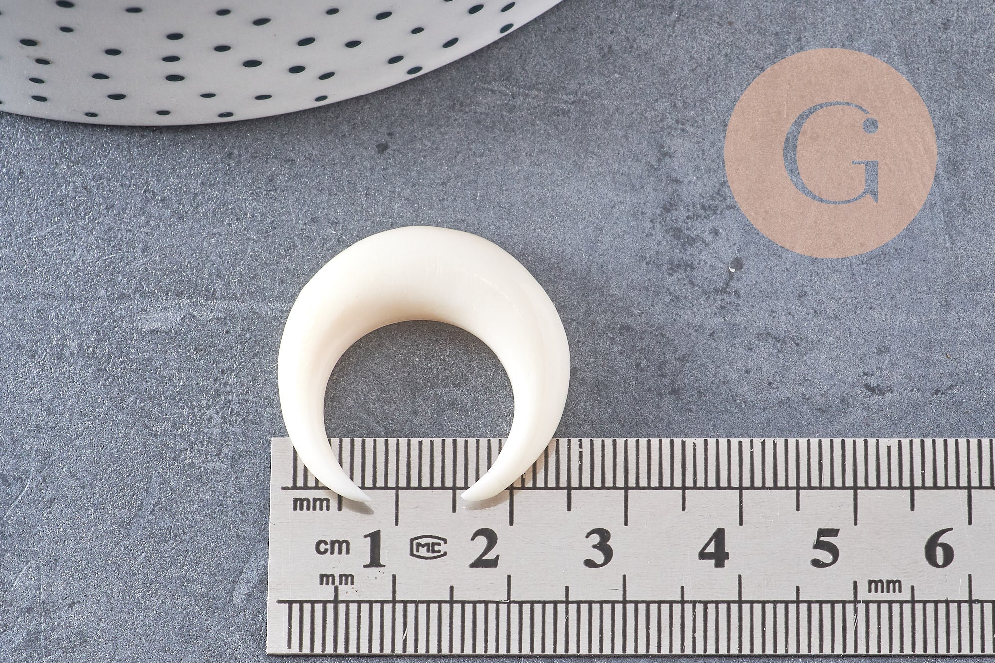 Lune corne blanche naturelle 8mm, Septum piercing écarteur corne naturelle x1 (G0253)
