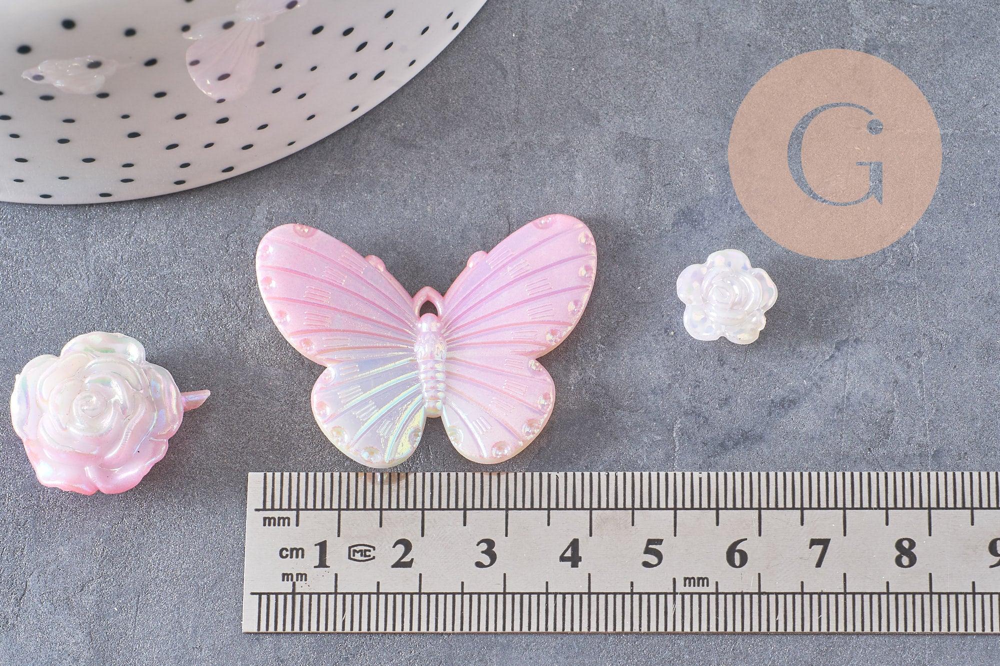 Mix de perles et pendentifs en palstique rose 8-32mm, x10g (G10544)