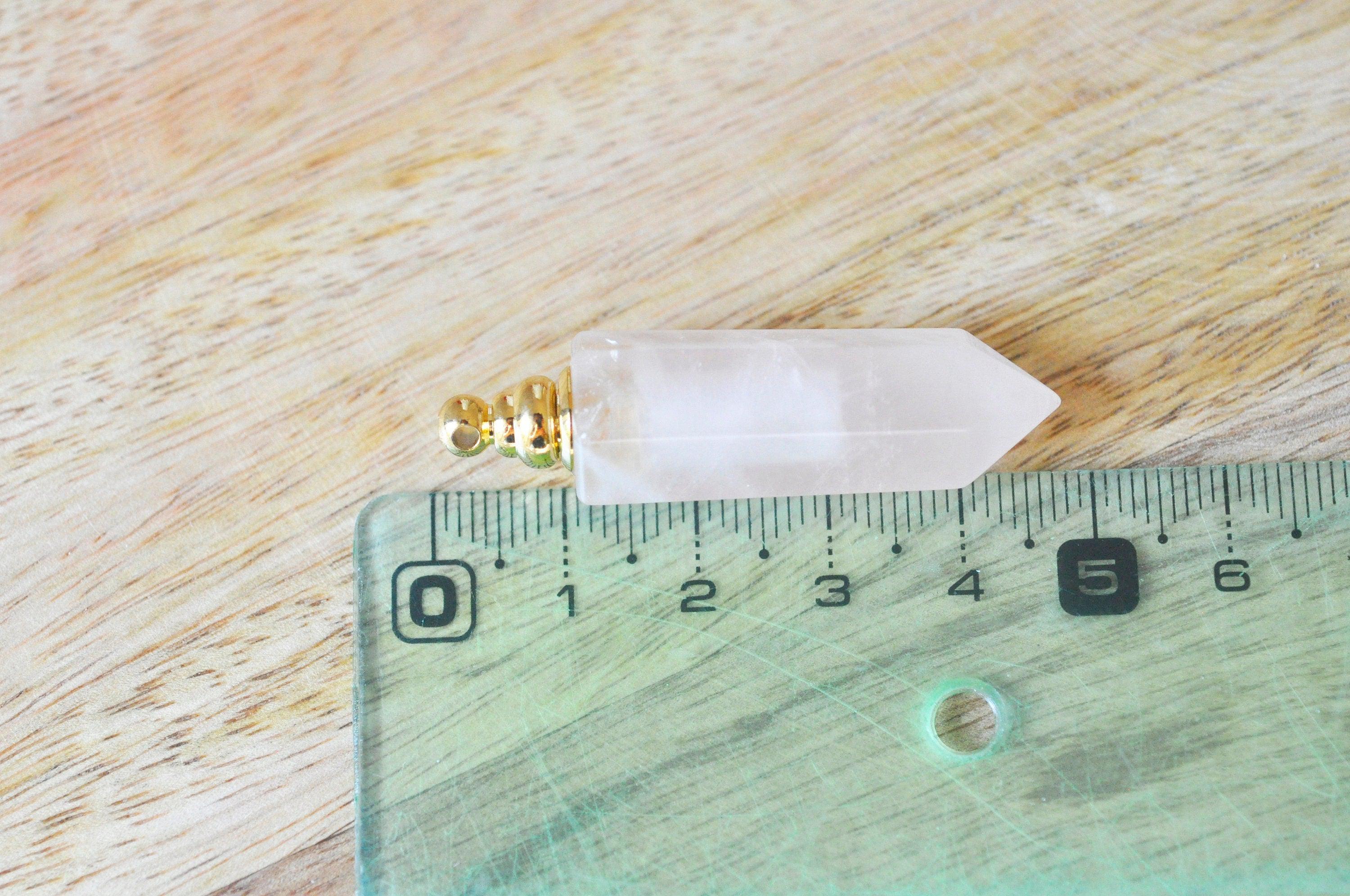 Pendentif bouteille parfum quartz rose naturel pointe 46.5mm, x1 (G4511)
