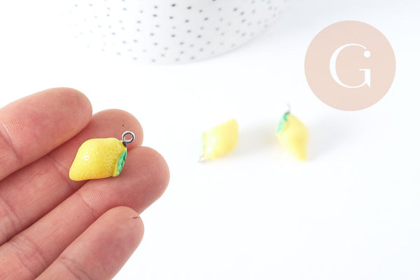 Pendentif citron résine jaune fer platine 20-24mm, x1 (G8949)