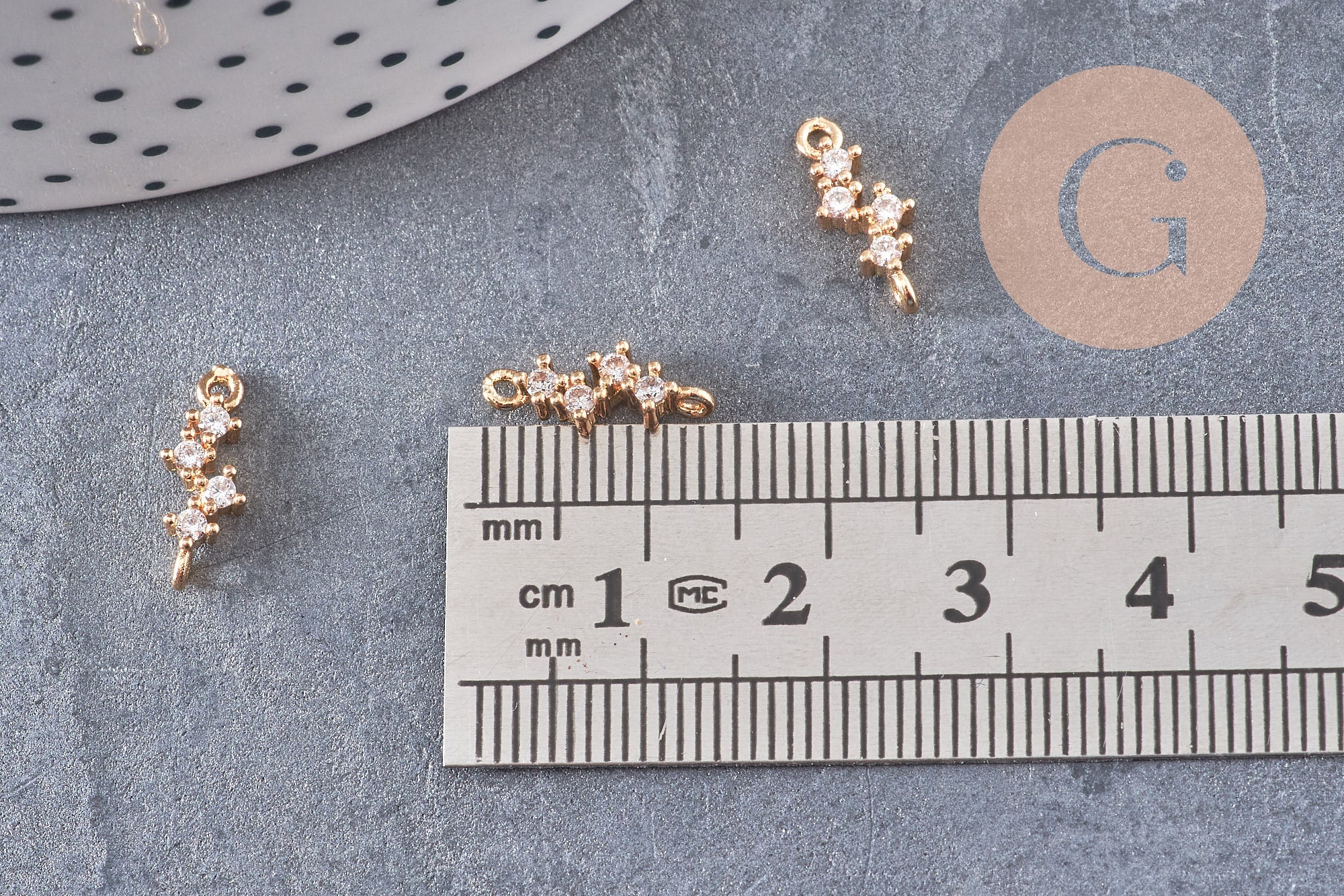 Pendentif constellation laiton doré 18K et zircons 13mm, x1 (G5987)