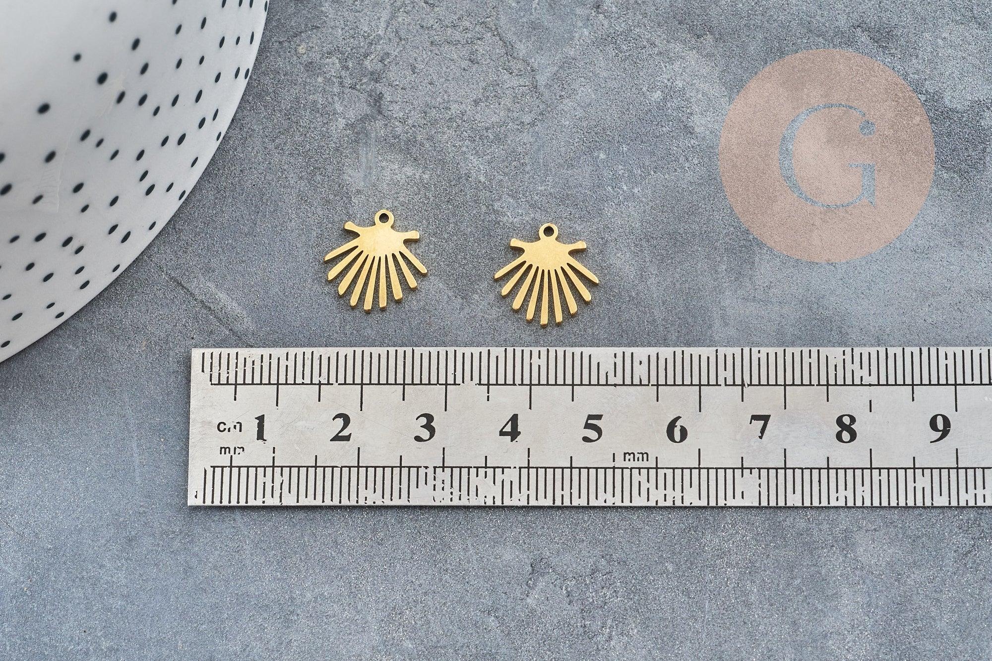 Pendentif coquillage acier doré inoxydable 13mm, un bijou en acier hypoallergénique sans libération de nickel, x1 (G6162)