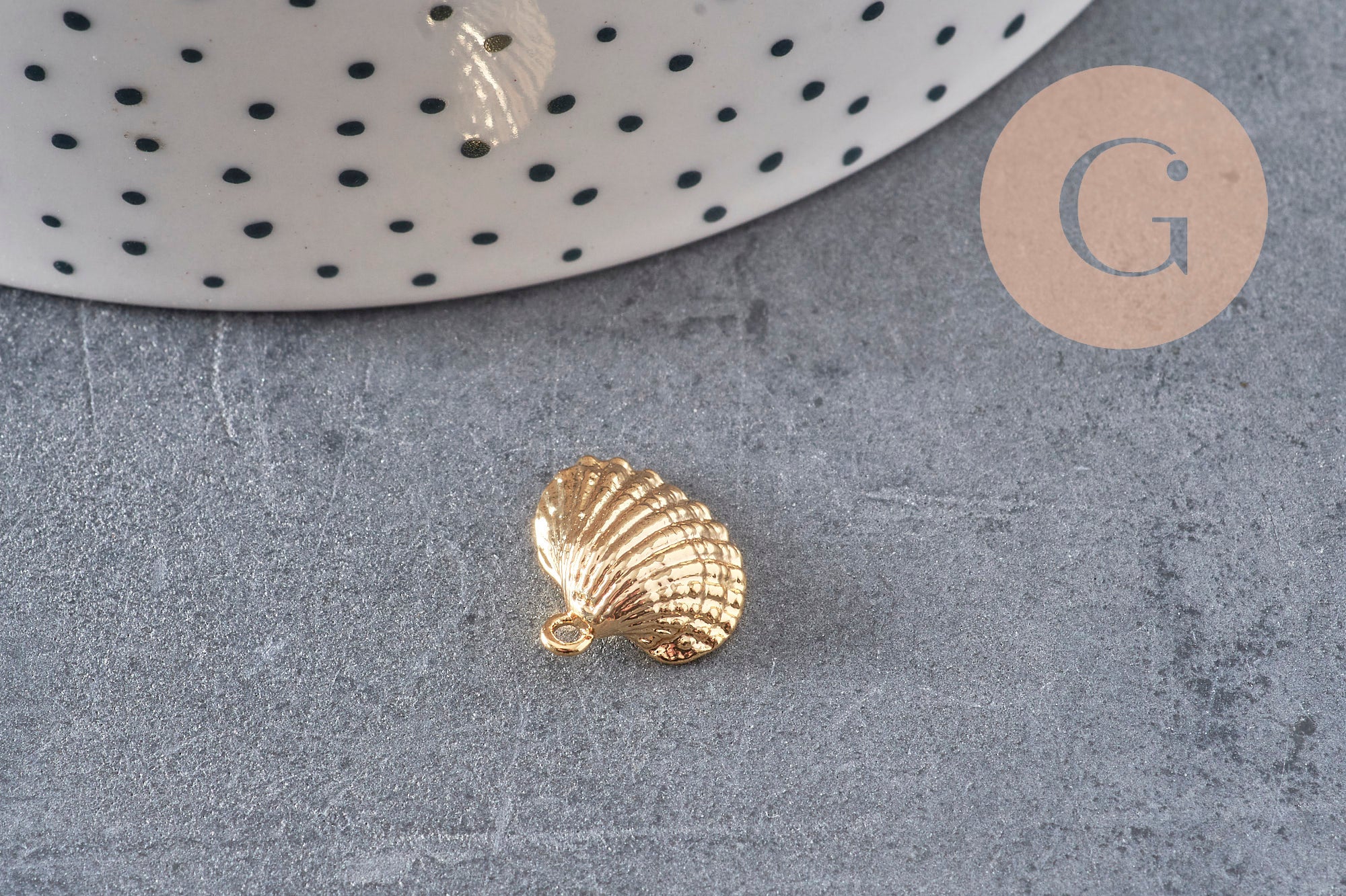 Pendentif coquillage naturel doré 18K 14.5mm x 2 (G0005)