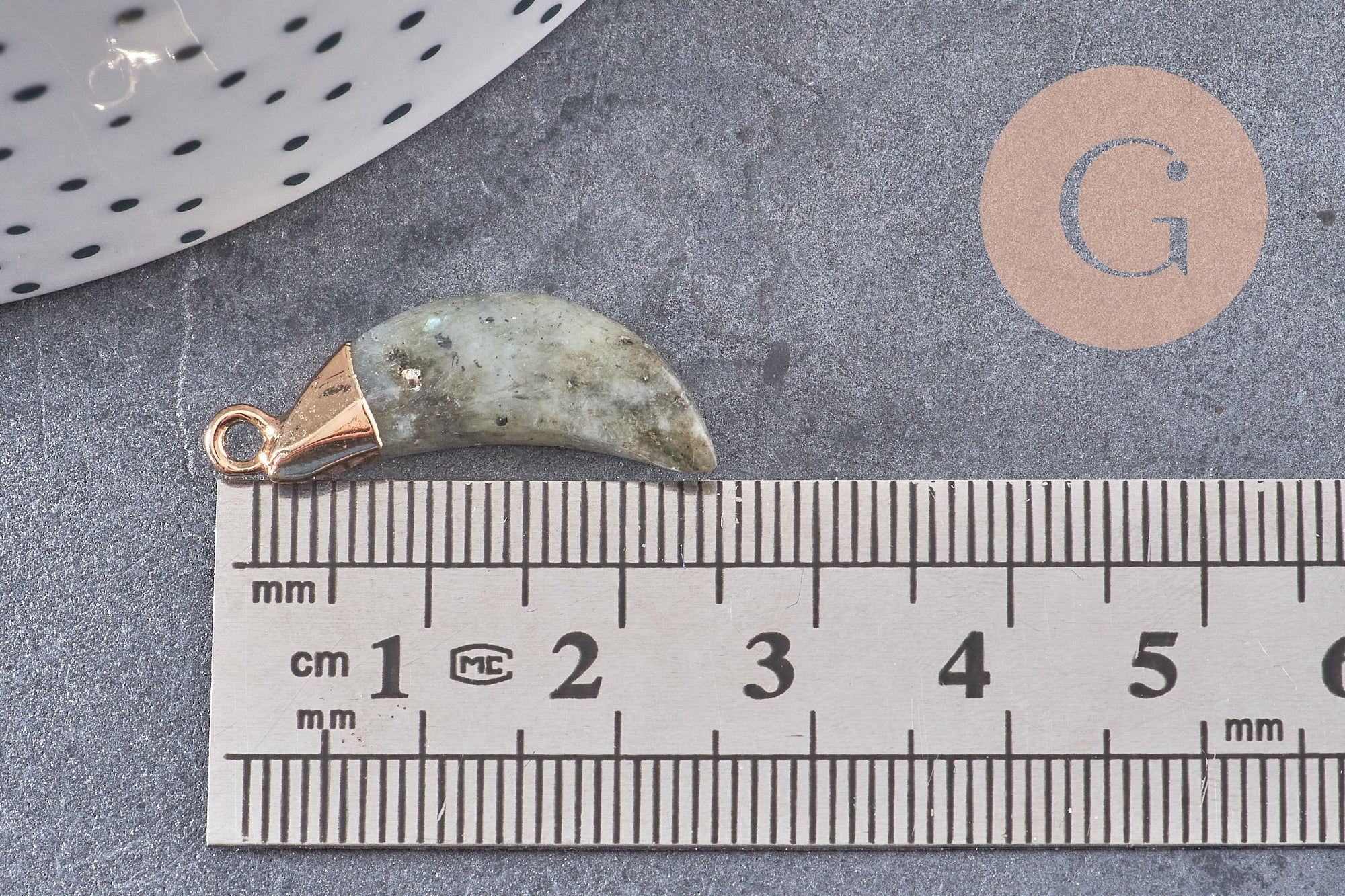 Pendentif corne labradorite, pierre, pendentif pierre,labradorite naturelle ,26mm, x1 (G0722)