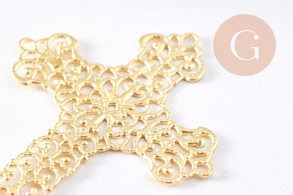 Pendentif croix laiton dentelle laiton brut 52mm, x1 (G10695)