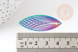 Pendentif estampe filigrane feuille ovale acier arc-en-ciel, Pendentif très fin et léger, 40x16mm, x2 (G4443)
