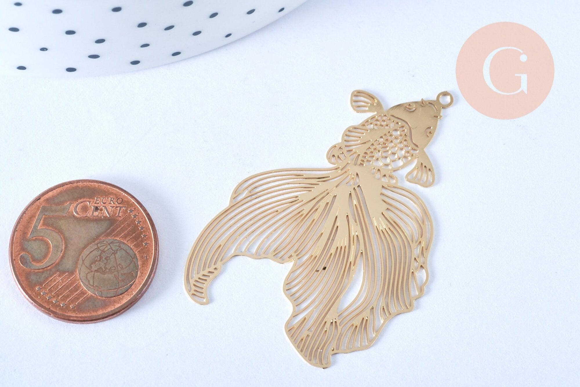 Pendentif estampe filigrane poisson japonais laiton doré clair 49x31mm x2 (G5238)