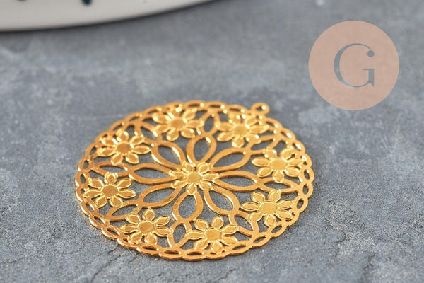 Pendentif estampe filigrane rond fleur laiton doré ou argenté 28mm, Pendentif très fin et léger pour création de bijoux, x2 (G9505)