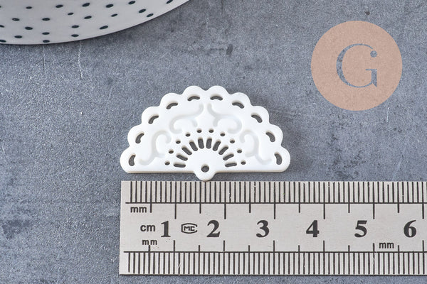 Pendentif éventail nacre blanche naturelle doré,pendentif nacre coquillage blanc, 34.5mm, x1 (G3915)