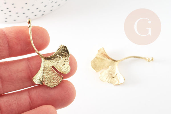 Pendentif feuille Ginkgo laiton brut 43mm, breloque laiton brut pour création bijou nature x1 (G9266)