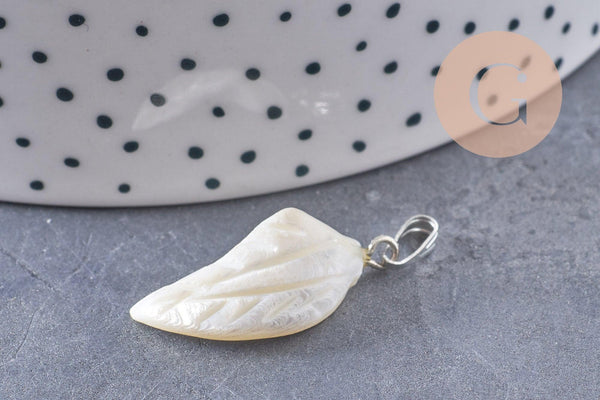 Pendentif feuille nacre naturelle zamac platine 27-29mm,création bijou nacre x1 (G10088)
