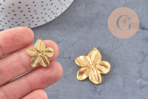 Pendentif fleur acier 304 inoxydable doré PVD percée 24mm ou 35mm, x1 (G10751)