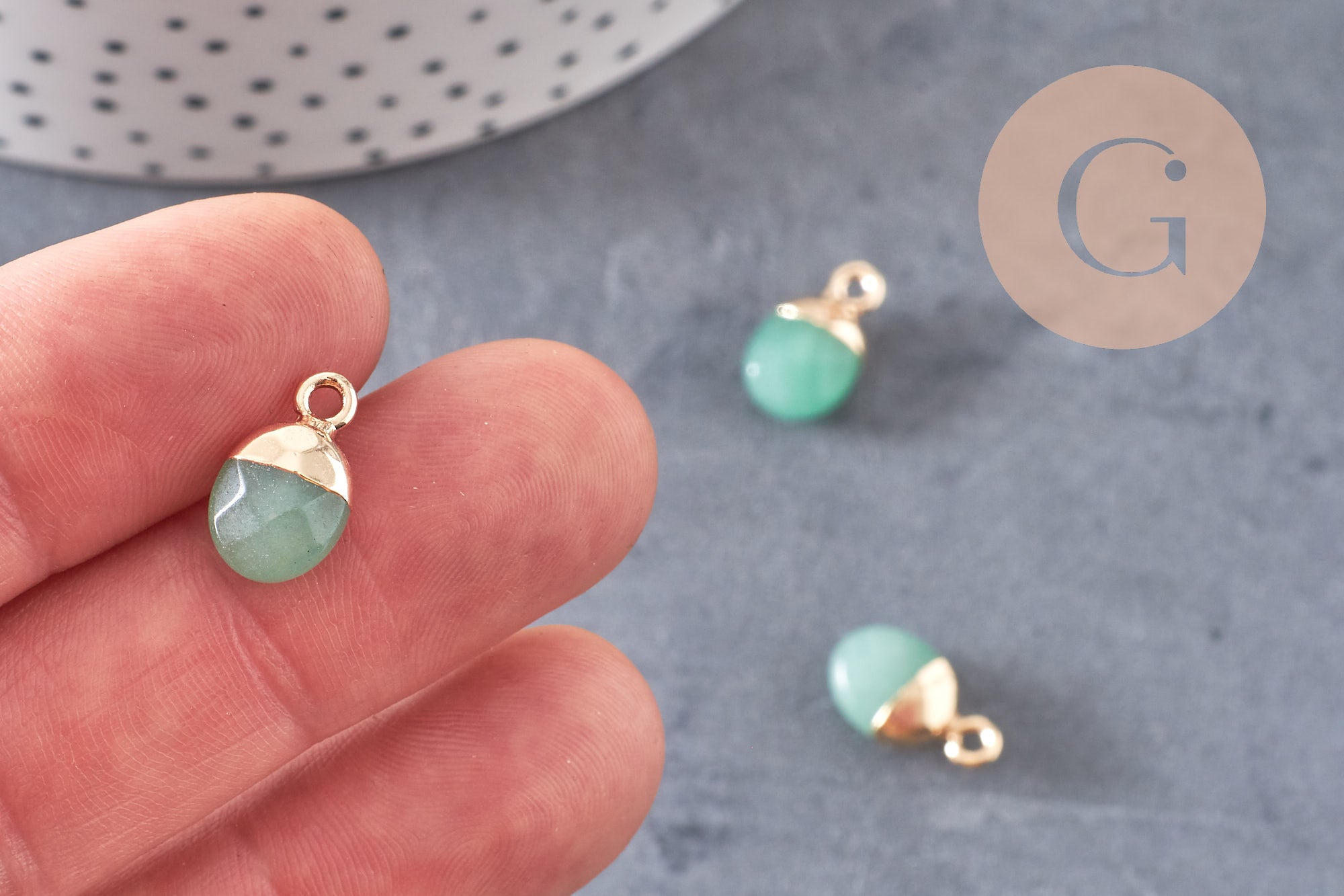 Pendentif goutte aventurine naturelle fer doré 14mm, x2 (G0152)