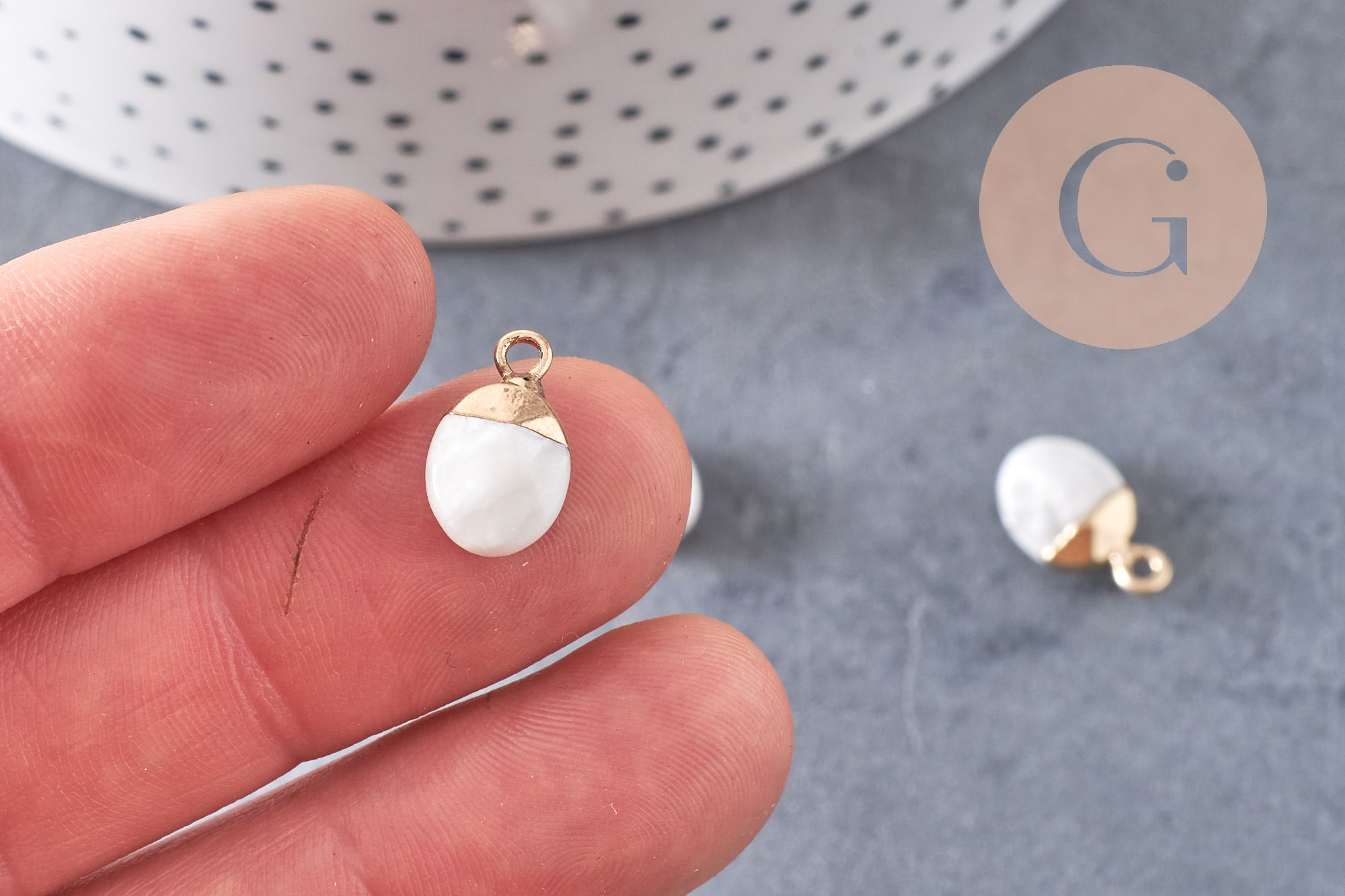 Pendentif goutte howlite blanche, pendentif bijoux,pendentif pierre,howlite naturelle,pendentif howlite,14mm, x 2,(G0080)