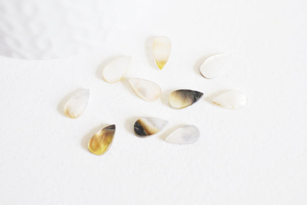 Pendentif goutte nacre naturelle 10mm,x 10 (G3876)