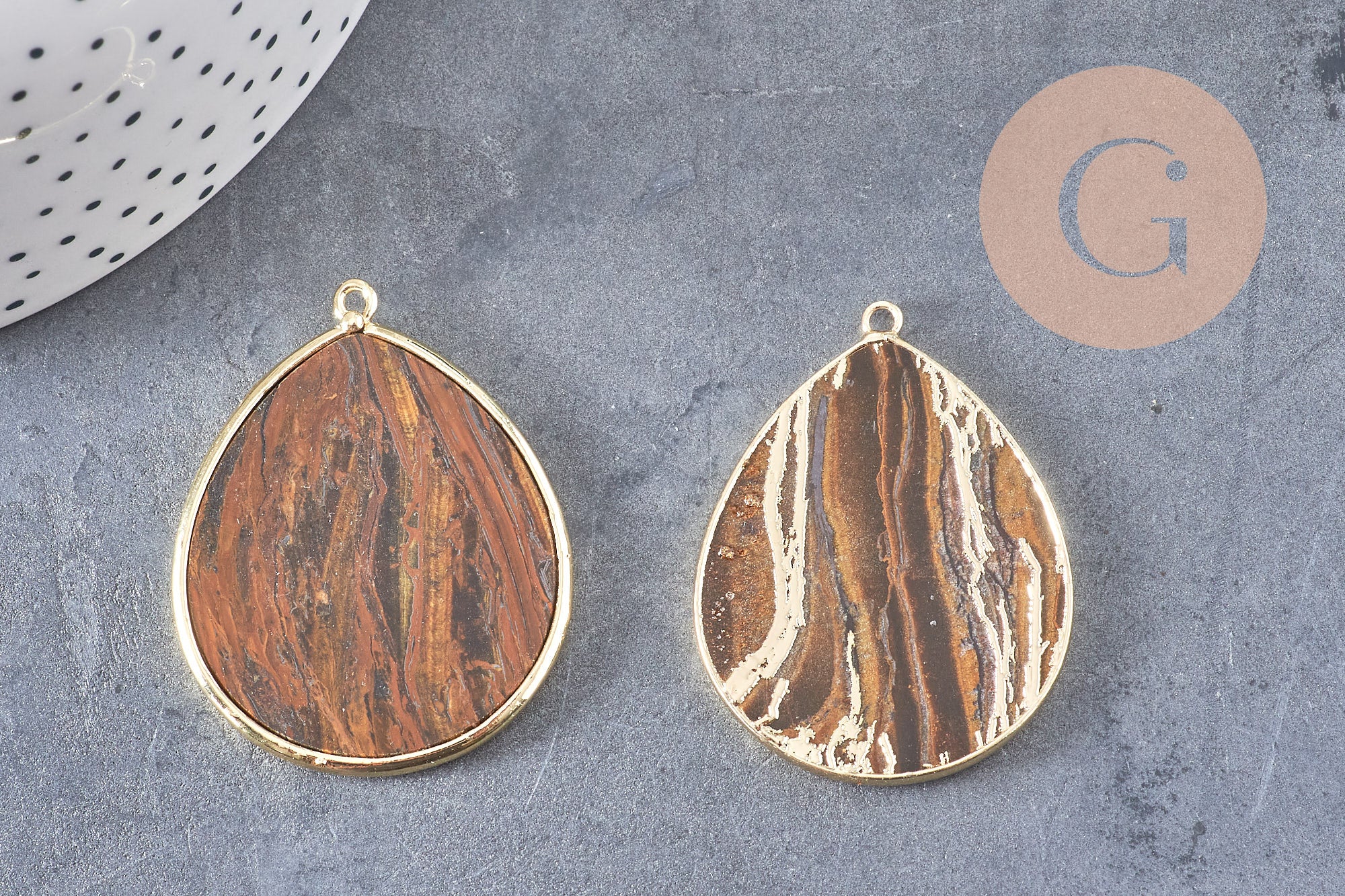 Pendentif goutte œil de tigre naturel 41mm, x1 (G6280)