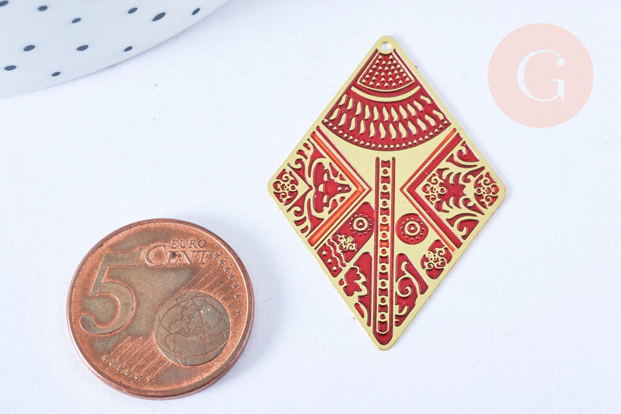 Pendentif losange gravé laiton doré email rouge 38.5mm, x1 (G6693)