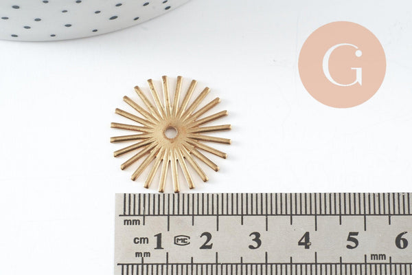 Pendentif médaille cerle soleil laiton brut, apprêt doré, sans nickel,médaille dorée,laiton brut, médaille ronde,25mm, x2 (G1247)