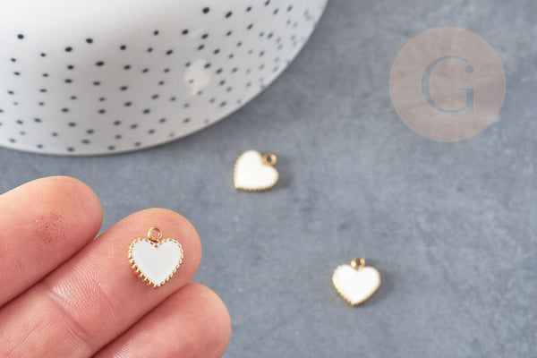 Pendentif médaille coeur acier 304 inoxydable doré émail blanc 11mm, x1 (G4884)