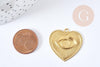 Pendentif médaille coeur oeil protecteur laiton brut 28mm, un apprêt doré sans nickel,une médaille dorée en laiton brut, x1 G6317