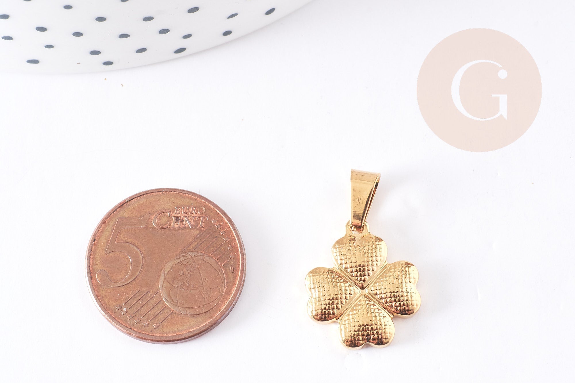 Pendentif médaille trèfle 4 feuilles acier doré 18mm, x1 (G2627)