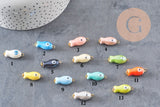 Pendentif poisson porcelaine multicolore Acier 304 inoxydable doré 25mm, x1 (G9816)